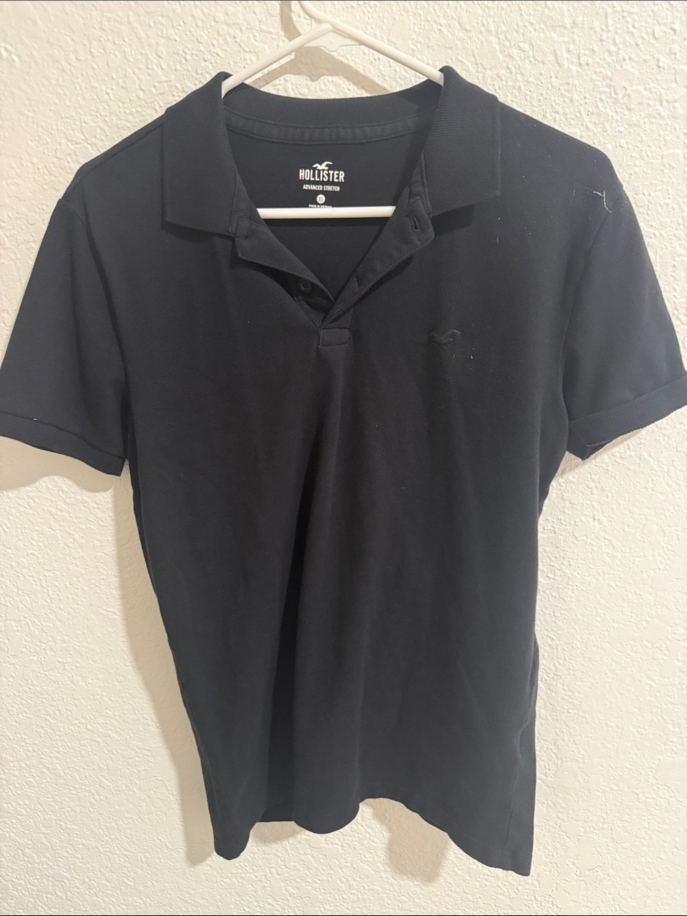 Hollister Men's Black Short-Sleeve Polo